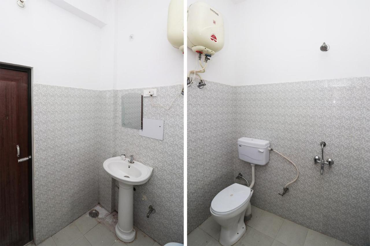 Oyo 24572 Express Inn Lakhnau Kültér fotó